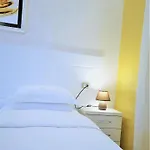 Comfort מלון